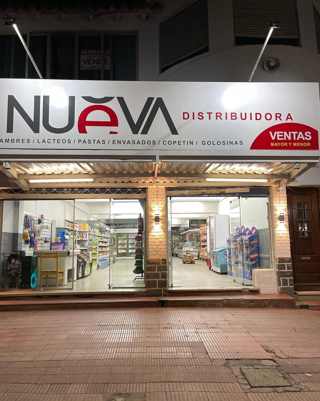 Distribuidora Nueva en venta